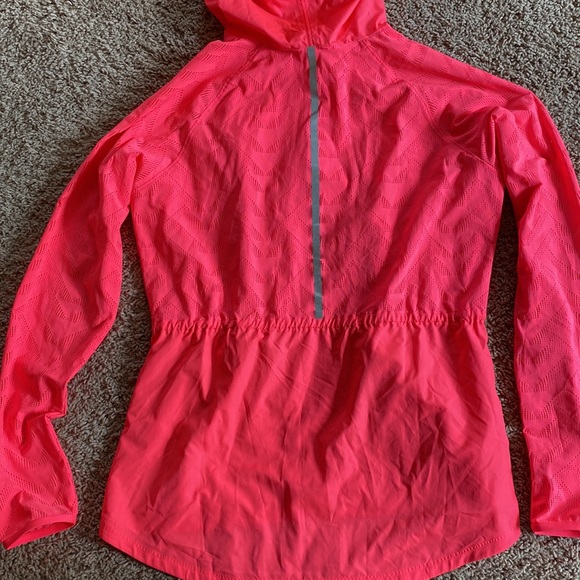 Under Armour running jacket - Picture 4 of 9